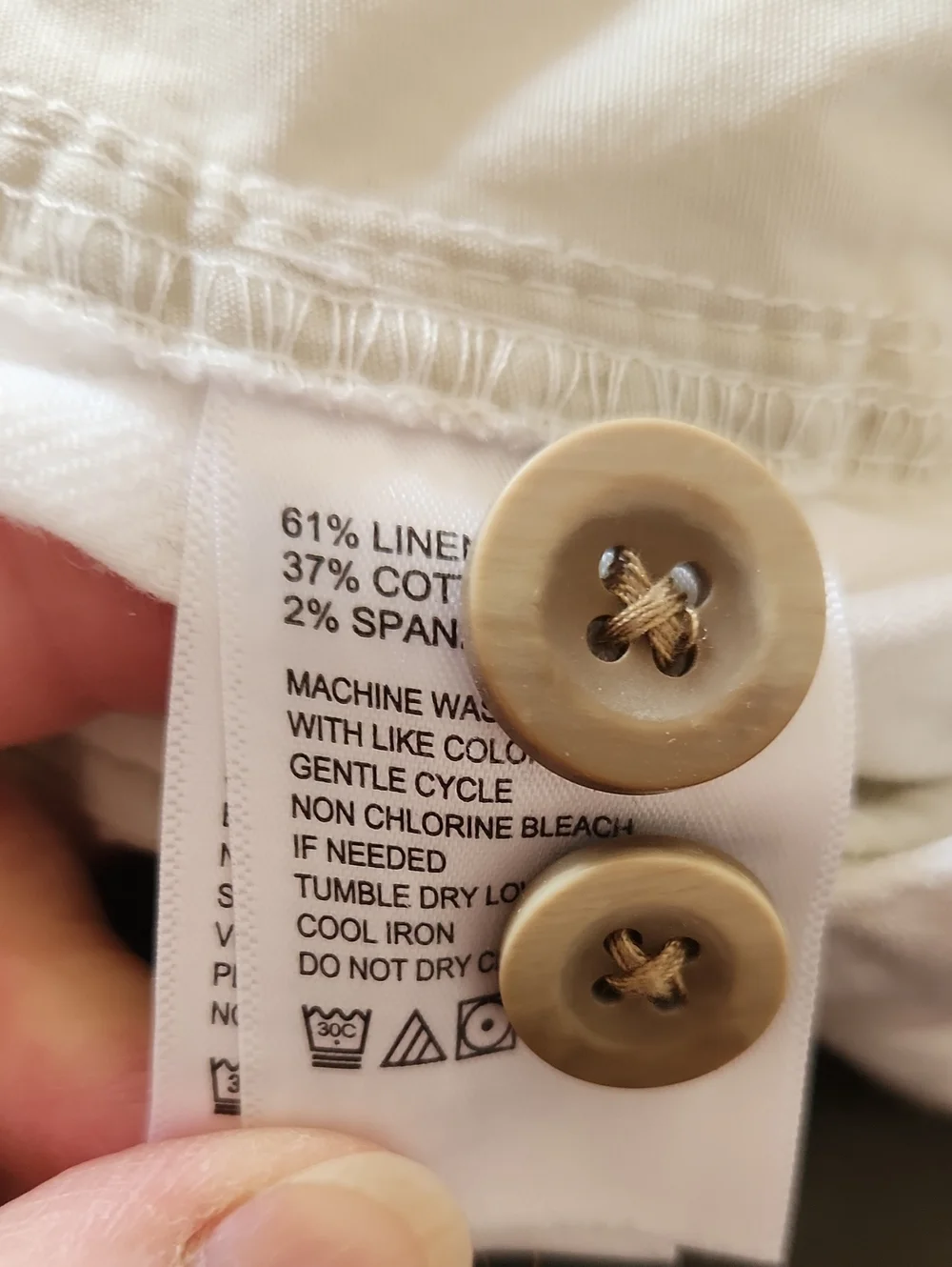 Tommy Bahama White Shorts Sz 44